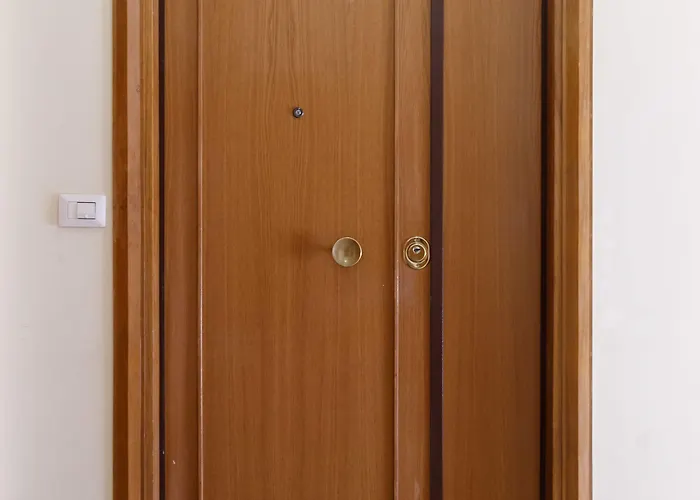 Ht Hometown Vite * Roma