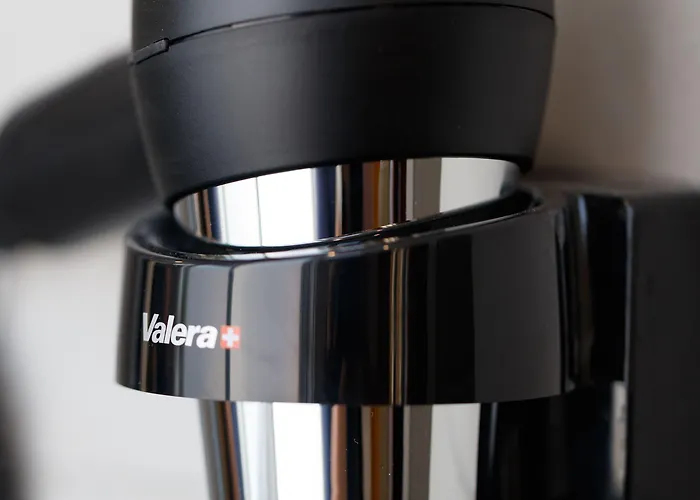 Ht Hometown Vite * Roma